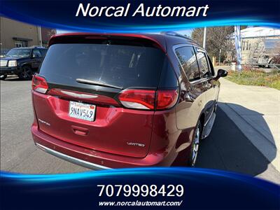 2017 Chrysler Pacifica Limited   - Photo 7 - Vacaville, CA 95687