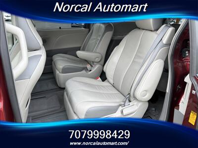 2013 Toyota Sienna XLE 8-Passenger   - Photo 13 - Vacaville, CA 95687