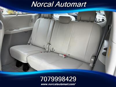 2013 Toyota Sienna XLE 8-Passenger   - Photo 14 - Vacaville, CA 95687