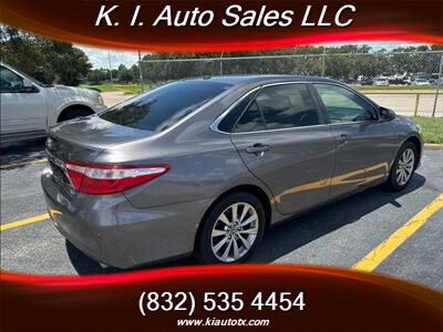 2015 Toyota Camry XLE   - Photo 5 - Stafford, TX 77477