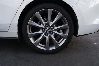 2019 Mazda Mazda3 Sedan Premium   - Photo 22 - Pasadena, CA 91107