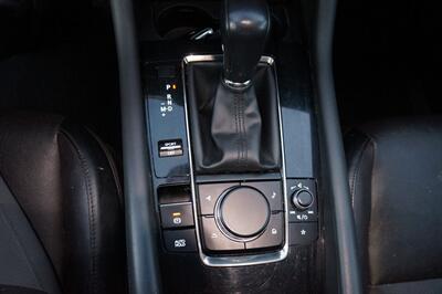2019 Mazda Mazda3 Sedan Premium   - Photo 12 - Pasadena, CA 91107