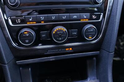 2016 Volkswagen Passat 1.8T SEL   - Photo 14 - Pasadena, CA 91107