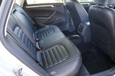 2016 Volkswagen Passat 1.8T SEL   - Photo 10 - Pasadena, CA 91107