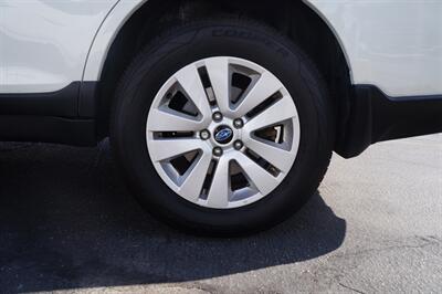 2015 Subaru Outback 2.5i Premium   - Photo 22 - Pasadena, CA 91107