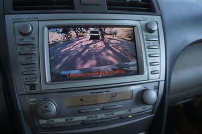 2011 Toyota Camry XLE V6   - Photo 10 - Pasadena, CA 91107