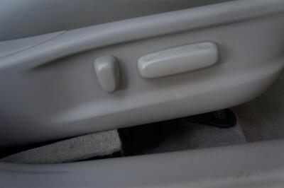 2011 Toyota Camry XLE V6   - Photo 7 - Pasadena, CA 91107