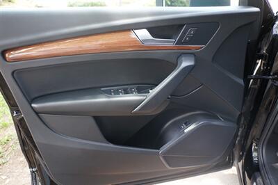 2022 Audi Q5 quattro S line Premium 45 - Photo 17 - Pasadena, CA 91107