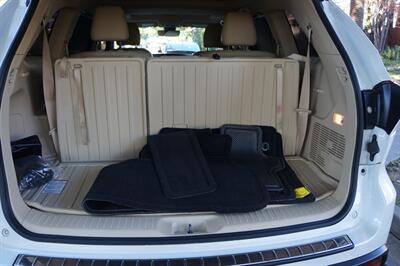 2019 Toyota Highlander XLE   - Photo 6 - Pasadena, CA 91107