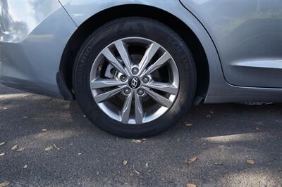 2018 Hyundai ELANTRA SEL/ VALUE/LIMITED   - Photo 19 - Pasadena, CA 91107