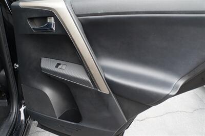 2015 Toyota RAV4 Limited - Photo 18 - Pasadena, CA 91107