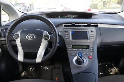 2013 Toyota Prius Plug-in Hybrid - Photo 10 - Pasadena, CA 91107