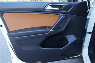 2018 Volkswagen Tiguan 2.0T SE   - Photo 15 - Pasadena, CA 91107