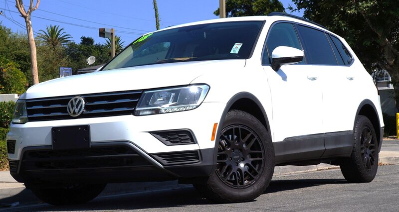 2018 Volkswagen Tiguan 2.0T SE  