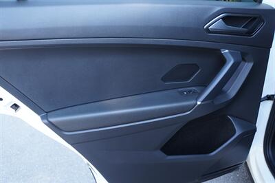 2018 Volkswagen Tiguan 2.0T SE   - Photo 16 - Pasadena, CA 91107