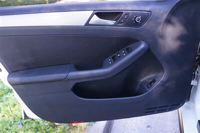 2012 Volkswagen Jetta GLI - Photo 11 - Pasadena, CA 91107