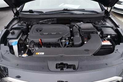 2017 Hyundai SONATA   - Photo 8 - Pasadena, CA 91107