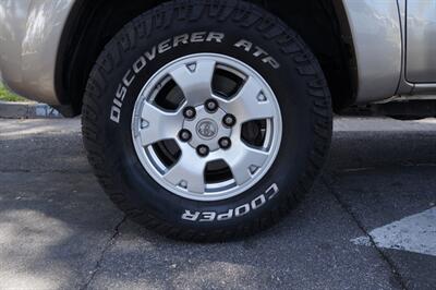 2006 Toyota Tacoma PreRunner V6 - Photo 17 - Pasadena, CA 91107