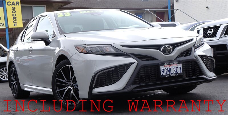 2023 Toyota Camry SE  