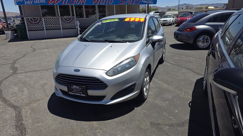 2015 Ford Fiesta SE  