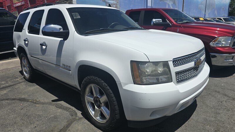 2011 Chevrolet Tahoe LTZ - Photo 2 - Reno, NV 89502