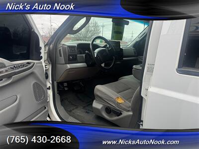 2004 Ford F-550 Super Duty SLT   - Photo 13 - Lafayette, IN 47904