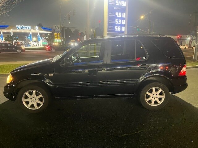 1999 Mercedes-Benz M-Class Base