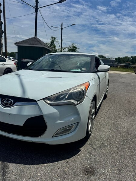 2013 Hyundai Veloster Base