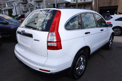 2011 Honda CR-V LX   - Photo 7 - Elizabeth, NJ 07201