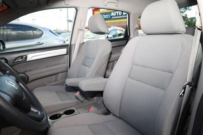 2011 Honda CR-V LX   - Photo 12 - Elizabeth, NJ 07201