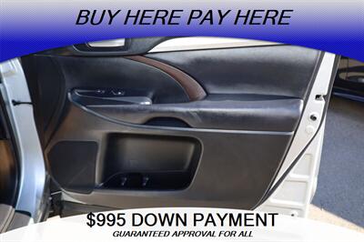 2019 Toyota Highlander SE   - Photo 22 - Elizabeth, NJ 07201