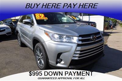 2019 Toyota Highlander SE SUV