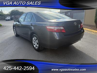 2009 Toyota Camry LE   - Photo 3 - Kent, WA 98031