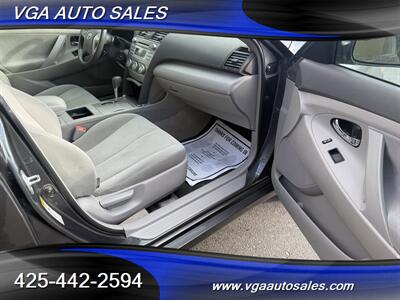 2009 Toyota Camry LE   - Photo 10 - Kent, WA 98031