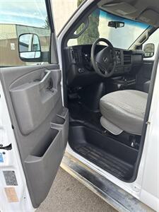 2016 GMC Savana 2500   - Photo 5 - Kent, WA 98031