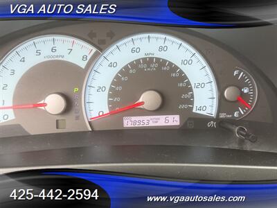 2011 Toyota Camry SE   - Photo 7 - Kent, WA 98031
