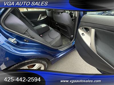 2011 Toyota Camry SE   - Photo 14 - Kent, WA 98031
