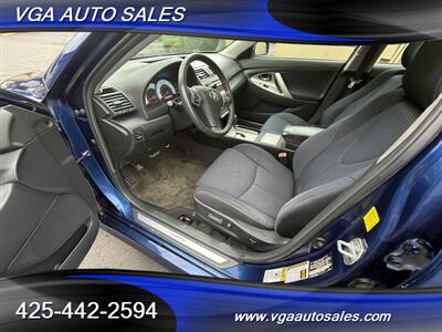 2011 Toyota Camry SE   - Photo 12 - Kent, WA 98031