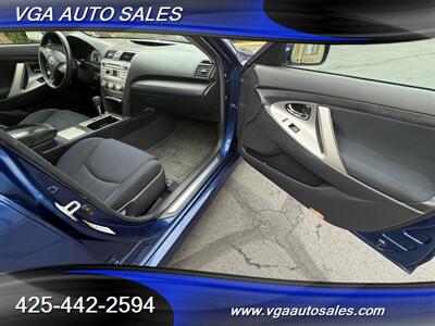 2011 Toyota Camry SE   - Photo 15 - Kent, WA 98031