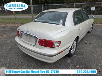 2005 Kia Amanti - Photo 4 - Mount Airy, NC 27030