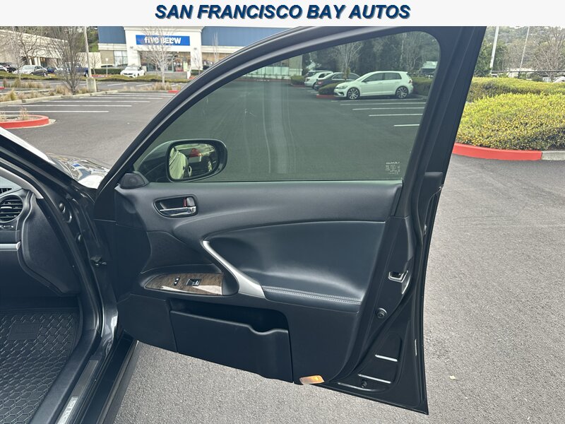 2011 Lexus IS 250 AWD - Photo 37 - San Rafael, CA 94901