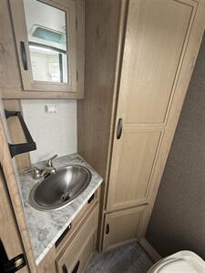 2021 Winnebago Micro Minnie - Photo 15 - Hatch, NM 87937