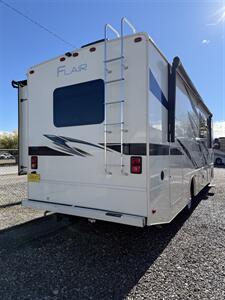 2020 Fleetwood FLAIR 29M   - Photo 3 - Hatch, NM 87937
