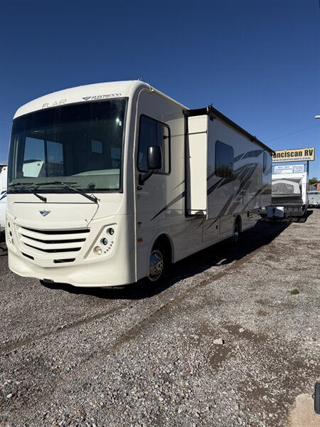 2020 Fleetwood FLAIR 29M   - Photo 1 - Hatch, NM 87937