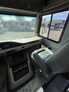 2020 Fleetwood FLAIR 29M   - Photo 9 - Hatch, NM 87937