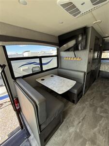 2020 Fleetwood FLAIR 29M   - Photo 11 - Hatch, NM 87937