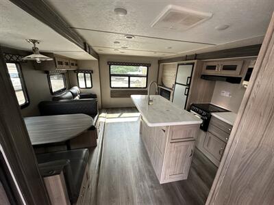 2021 Forest River Coachman Freedom Express   - Photo 15 - Elkhart, IN 46514