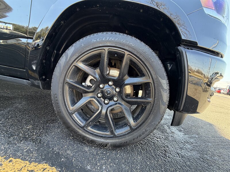 2025 RAM 1500 Laramie - Photo 24 - Elkhart, IN 46514