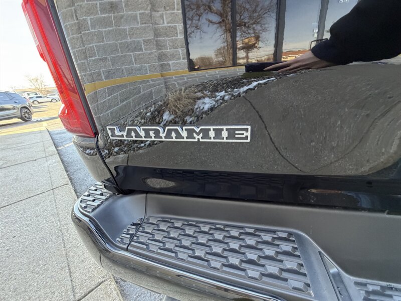 2025 RAM 1500 Laramie - Photo 27 - Elkhart, IN 46514