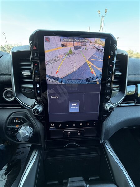 2025 RAM 1500 Laramie - Photo 17 - Elkhart, IN 46514